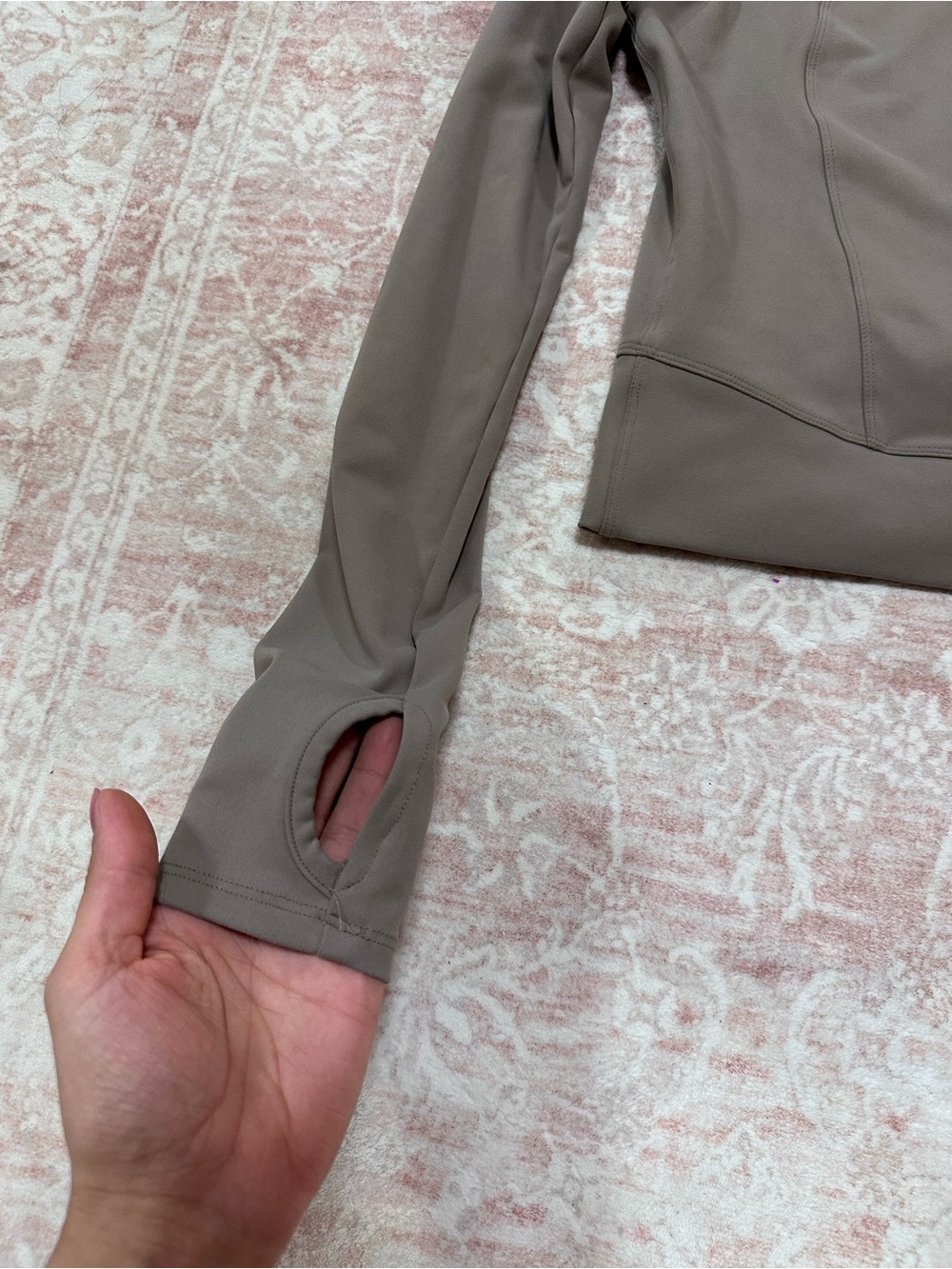 Danskin 🤎 Taupe Active Front Zip Cropped Top - Picture 3 of 9